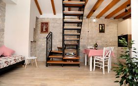Studio Apartman Mihaella